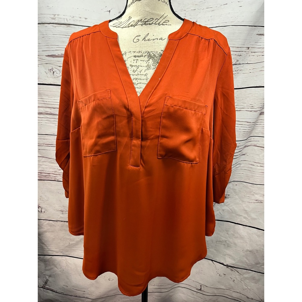 Torrid Harper Blouse Burnt Orange Rust Roll Tab Sleeve V-Neck Top Size 00 M L